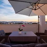 5-Star Luxury Penthouse Hedera