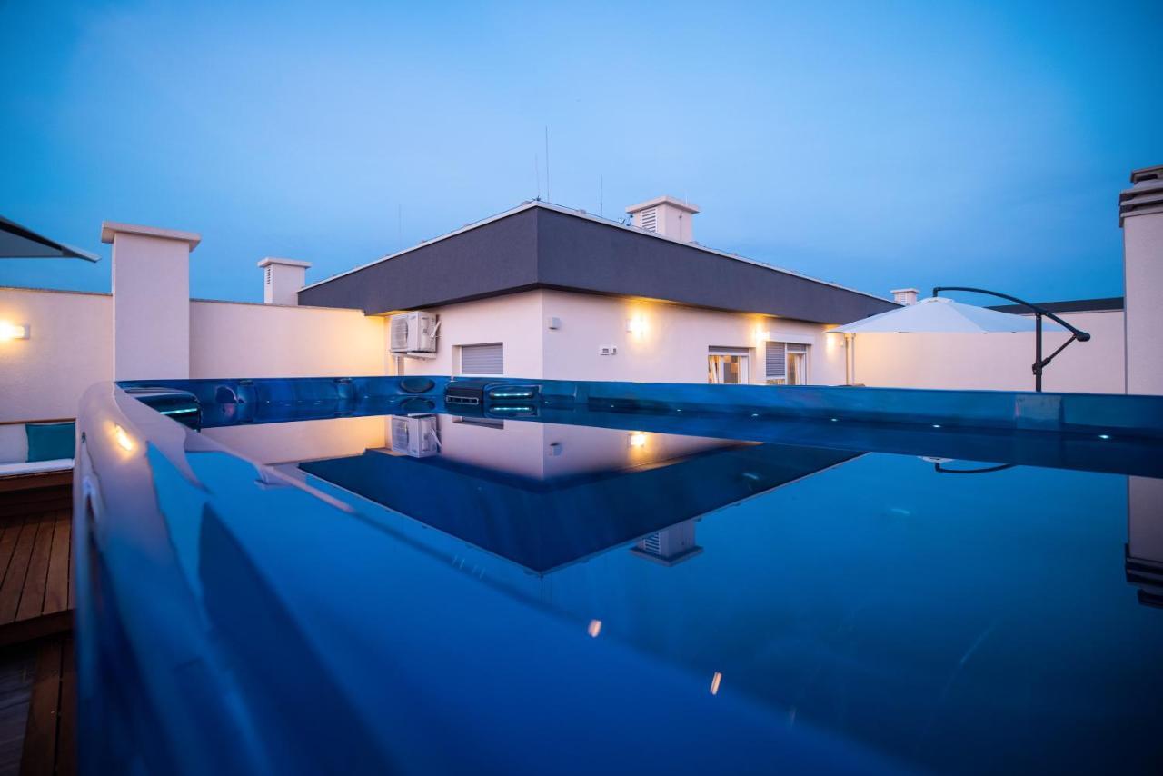 5-star Luxury Penthouse Hedera